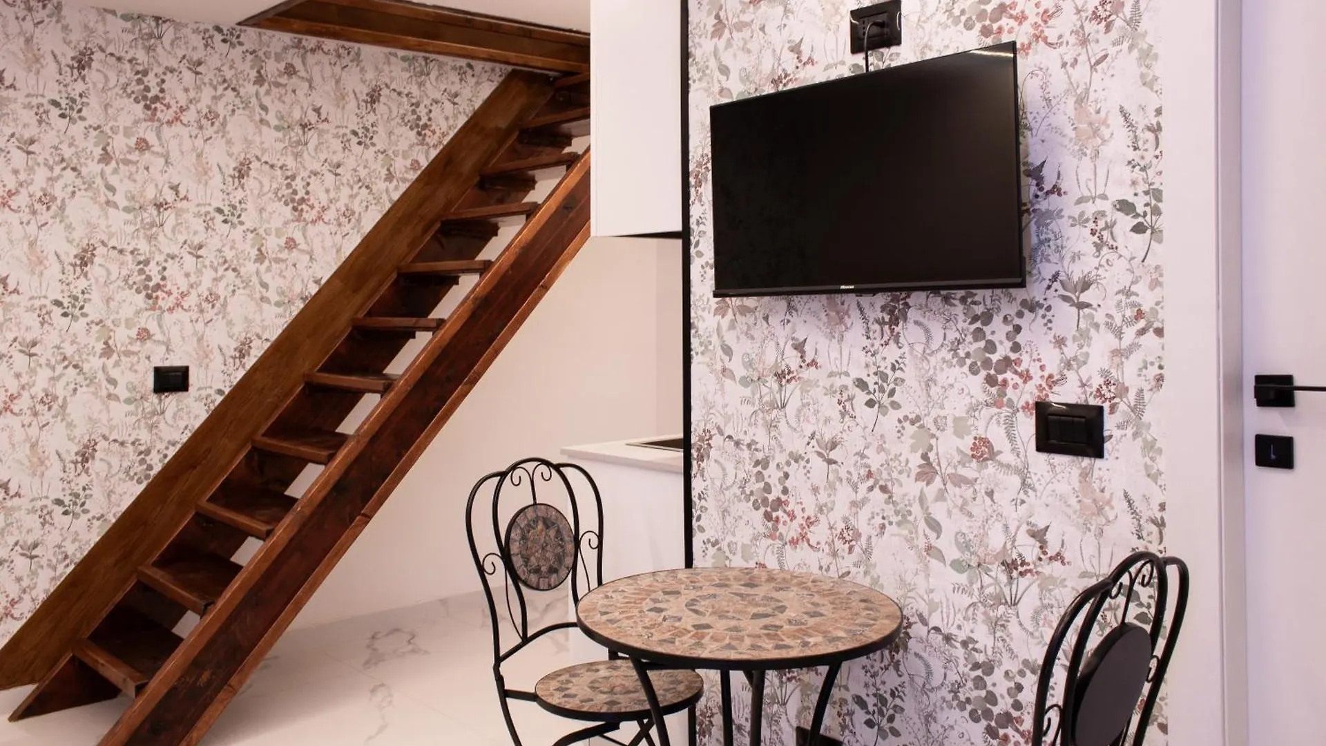 Rrrapido Apartment - Via Casale Milan